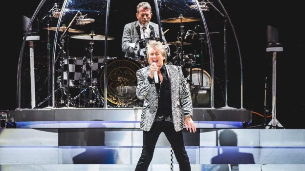 Rod Stewart Announces 2023 UK Summer Tour Dates - Dig!