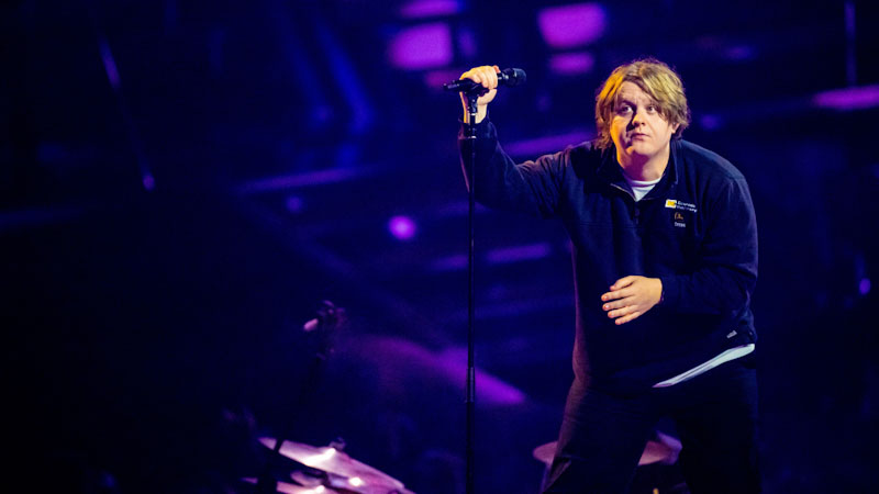 Lewis Capaldi On Working With Ed Sheeran Dig