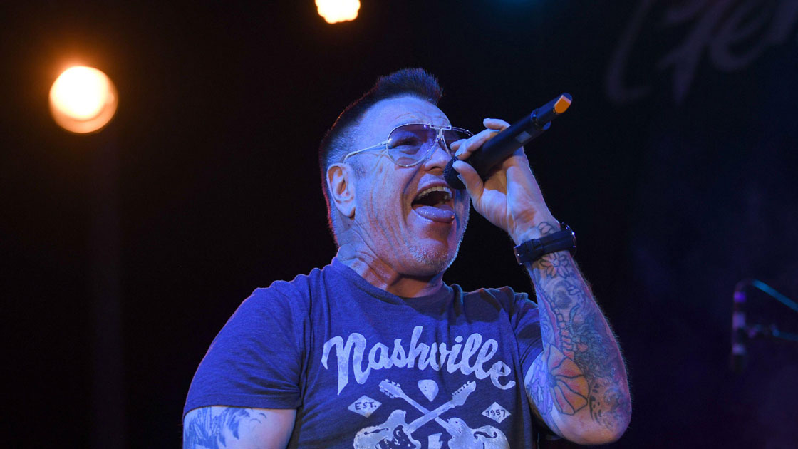 Steve Harwell, Voice of the Band Smash Mouth, Is Dead at 56 - The New York  Times