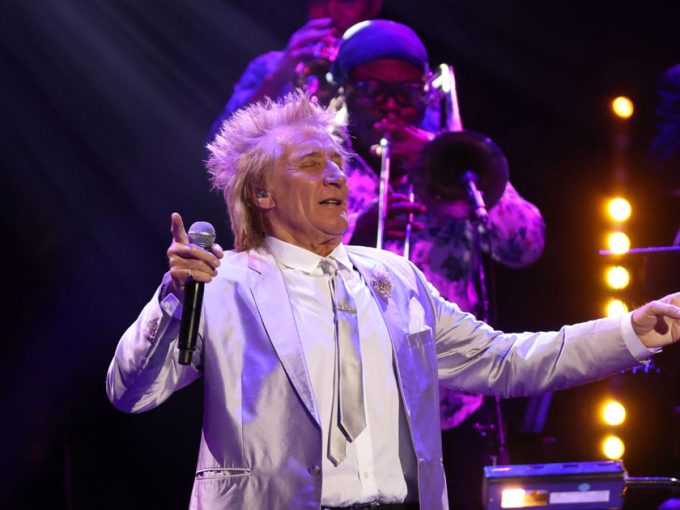 Rod Stewart Confirmed For 2025 Glastonbury Legends Slot