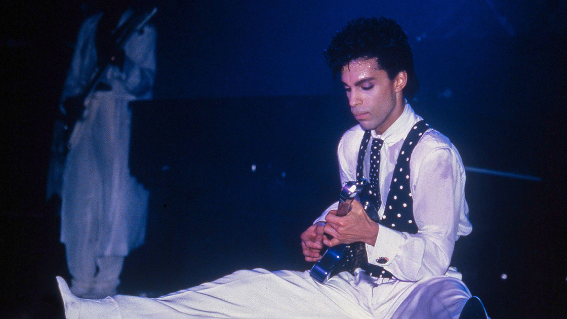 Nothing Compares U The Full Story Behind Princes Incomparable Love Song