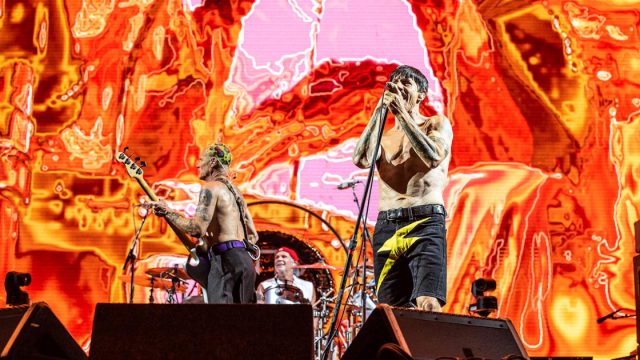 Red Hot Chili Peppers Conclude Unlimited Love Tour